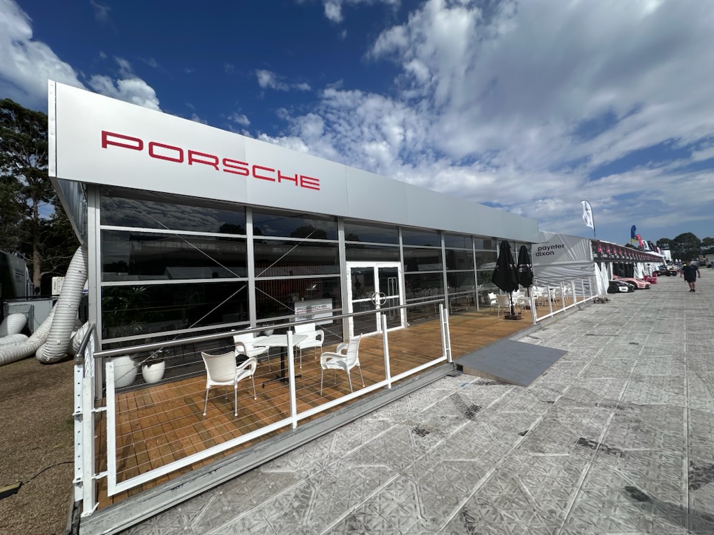 Luxury Hospitality Structure for Porsche Motorsport